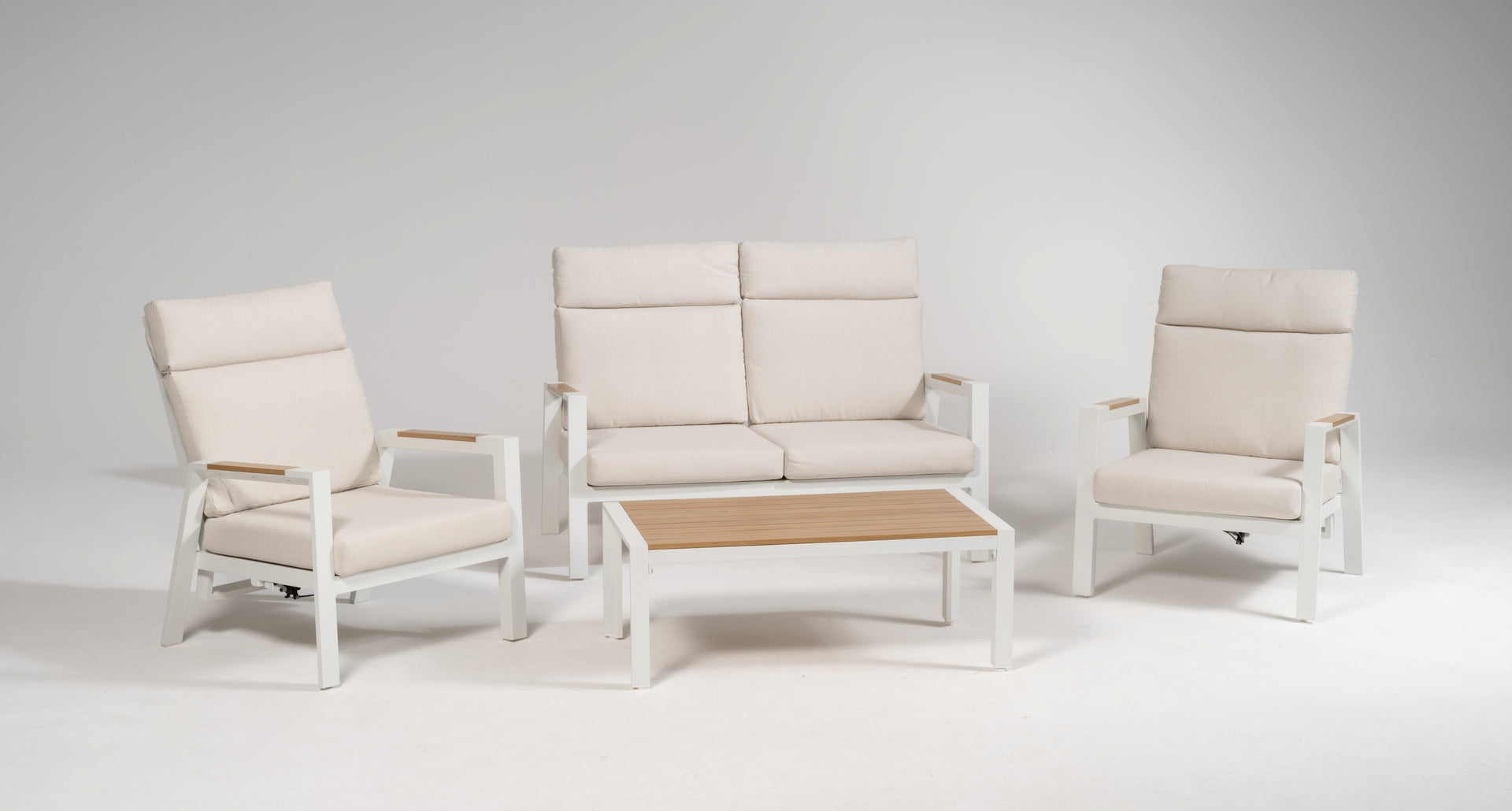 Aegean Lounge Group