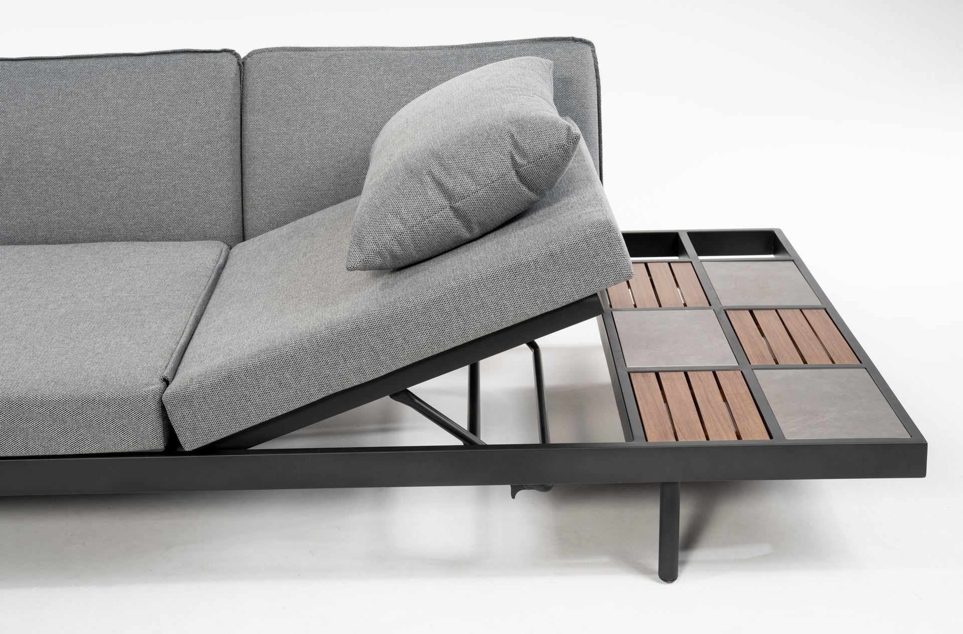 Camilla corner bench group