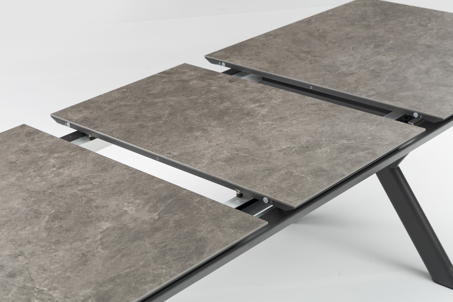 Esstischgruppe Noel dunkel