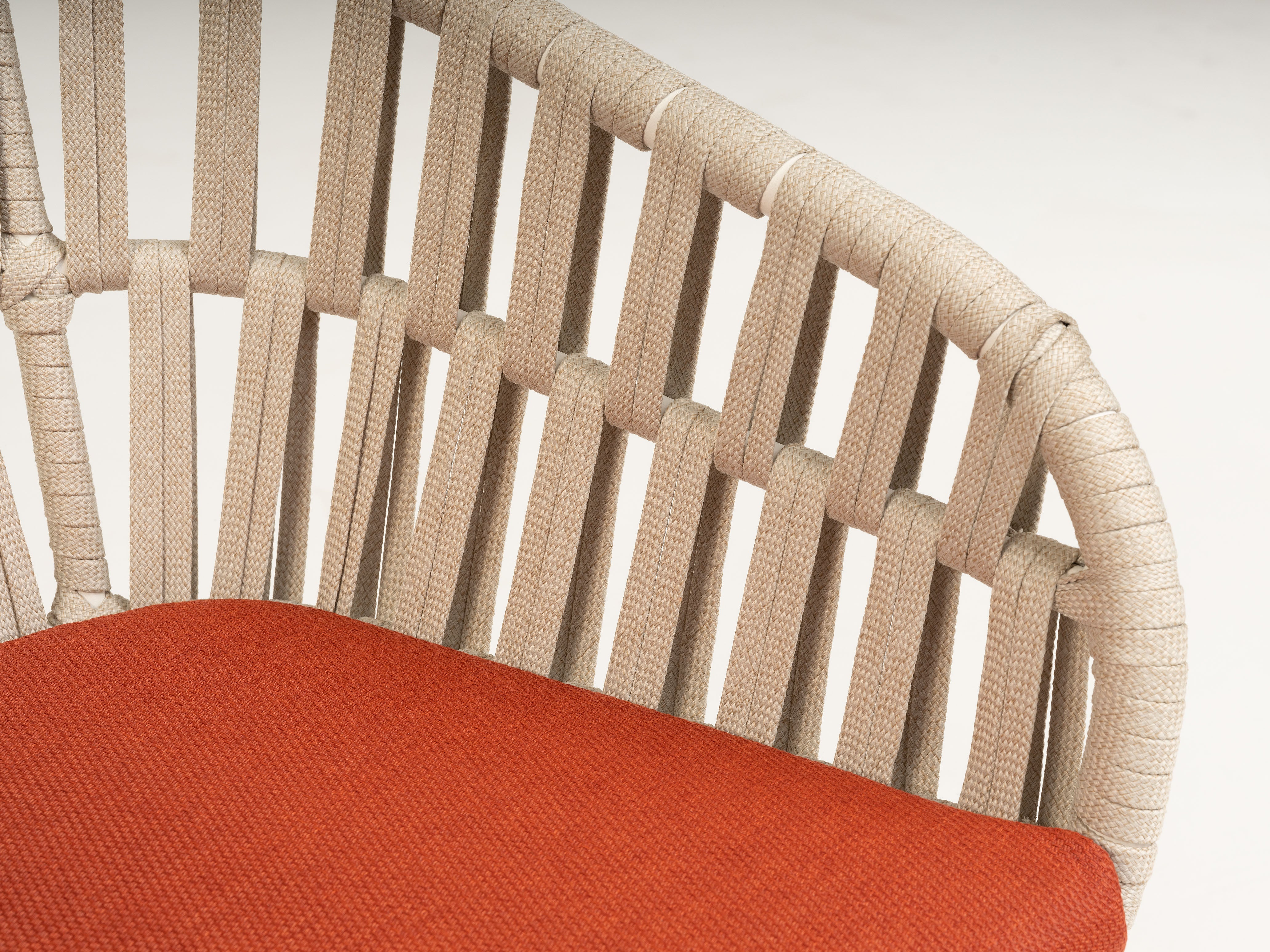 Armstuhl Berry natur