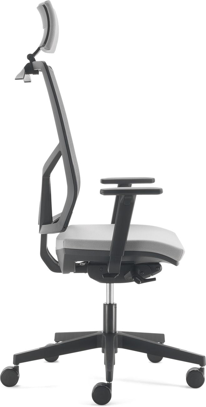 Fly-H swivel chair