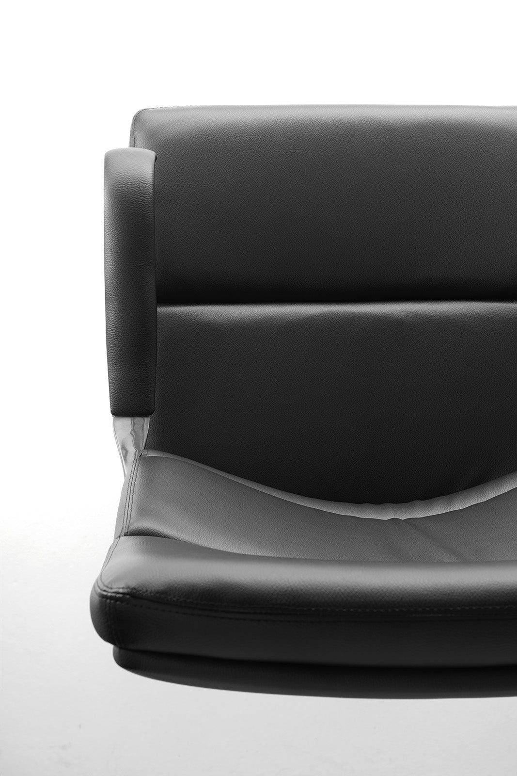 Cantilever chair Moby-V