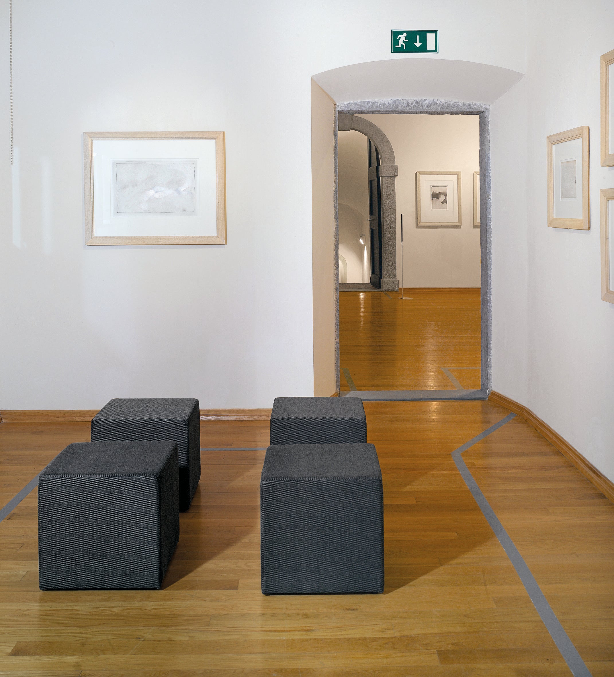 Stool Pouf Square/Cone/Round/Round-Legs