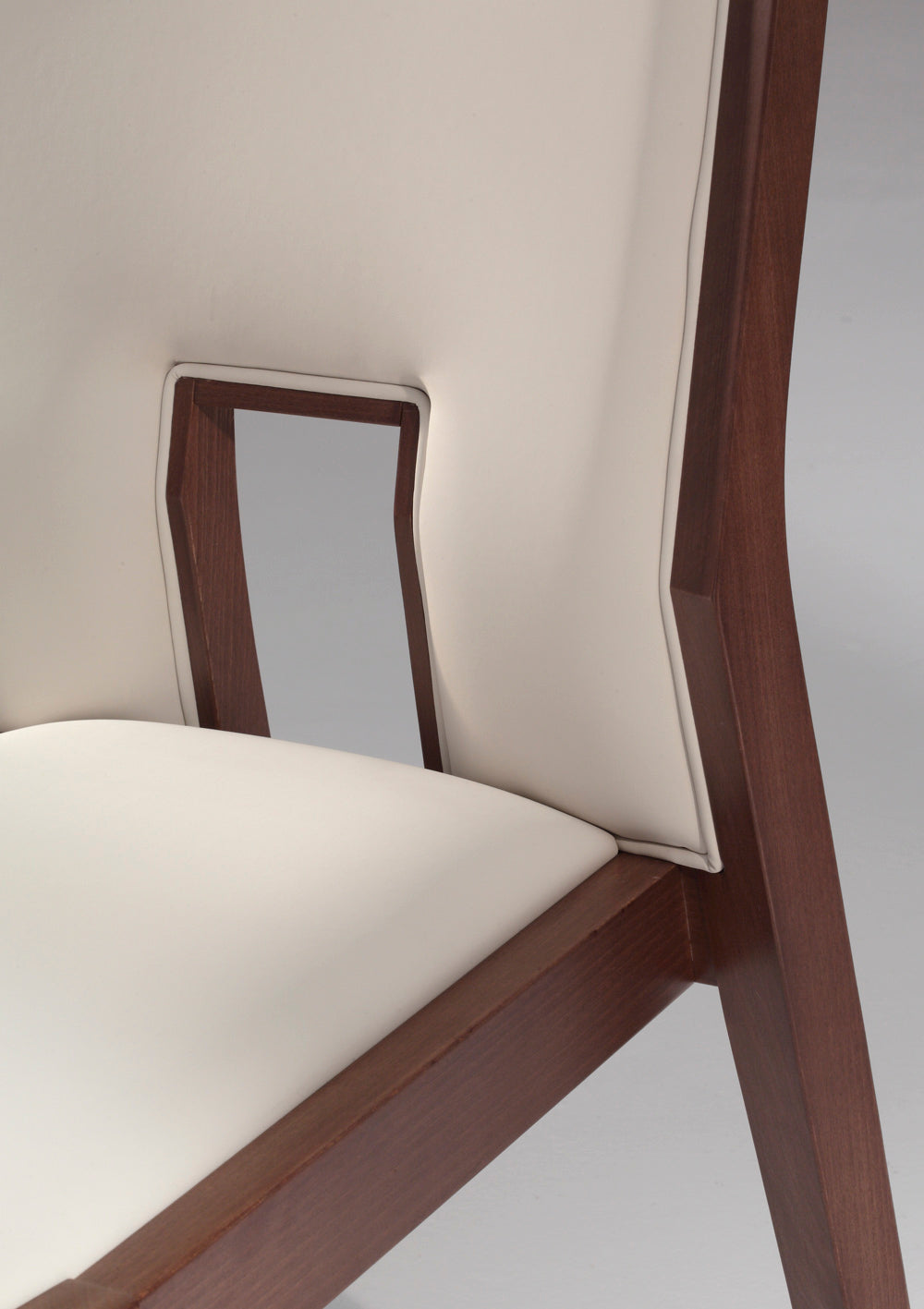 Stuhl Vienna - III (130)