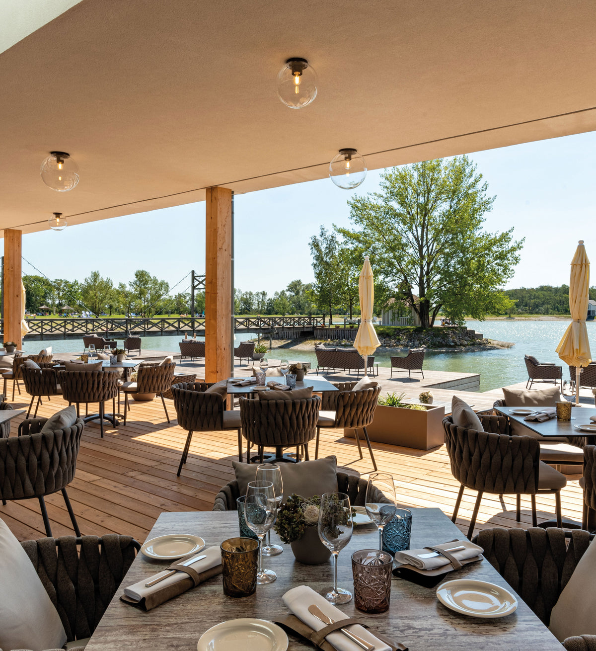 Outdoor furniture for commercial use | Ferrocom - SitWell