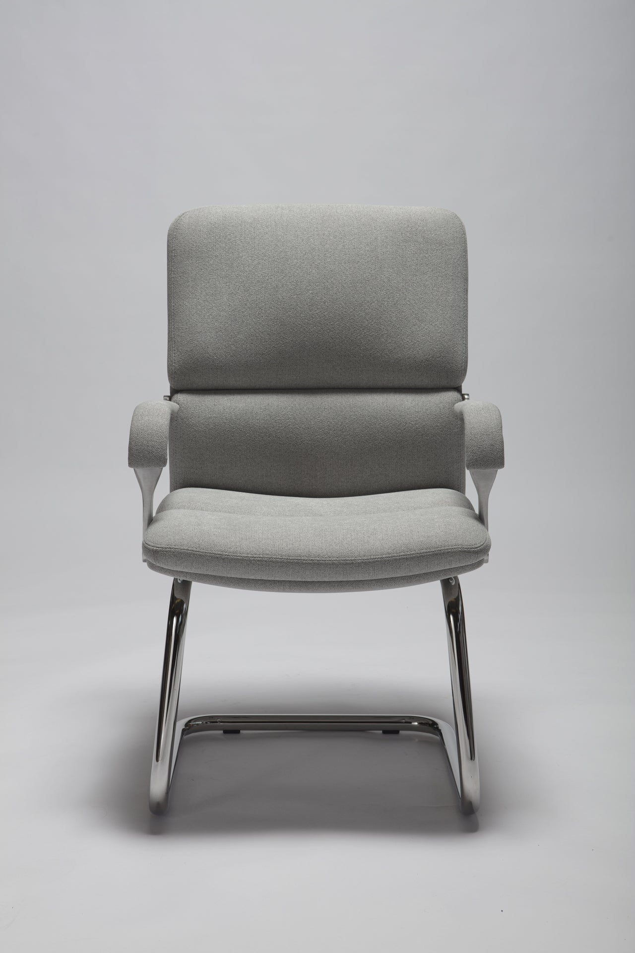 Cantilever chair Moby-V