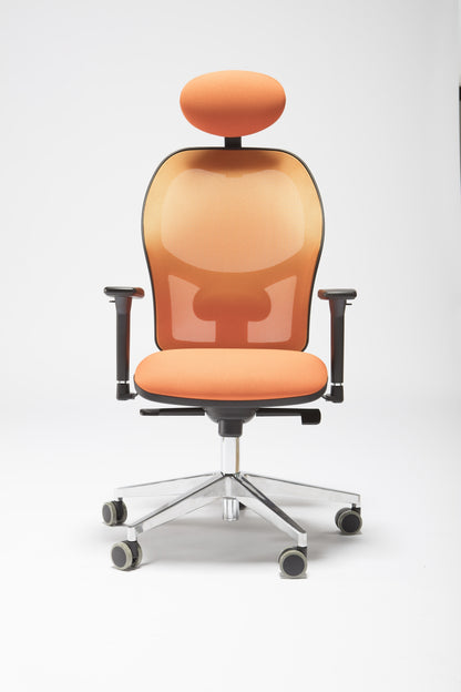 Swivel chair Q3