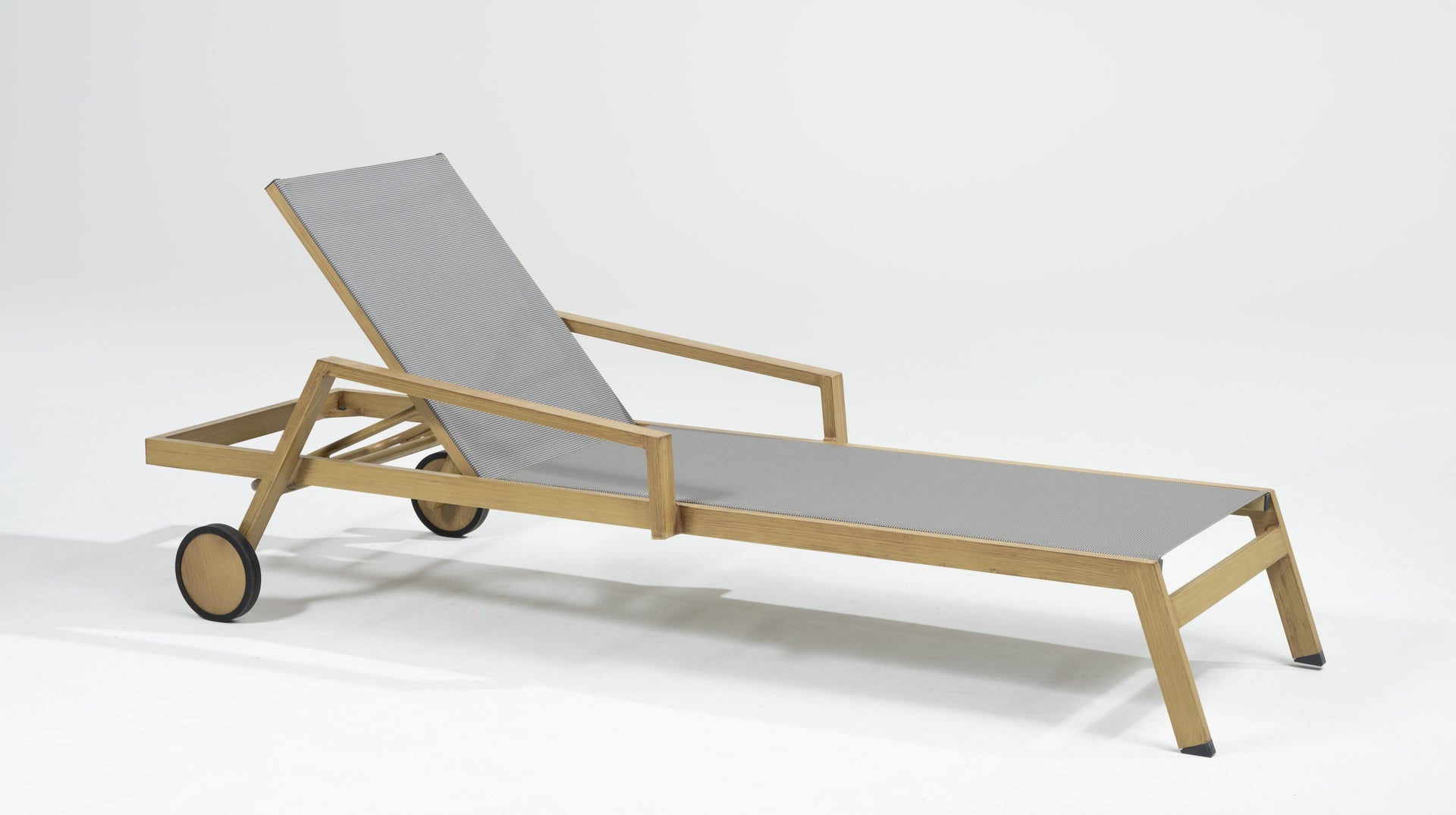 Roma Wood lounger