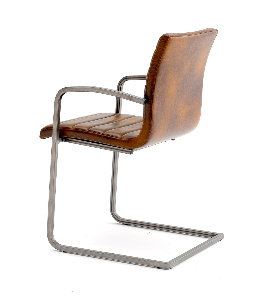 Armstuhl Miro 627