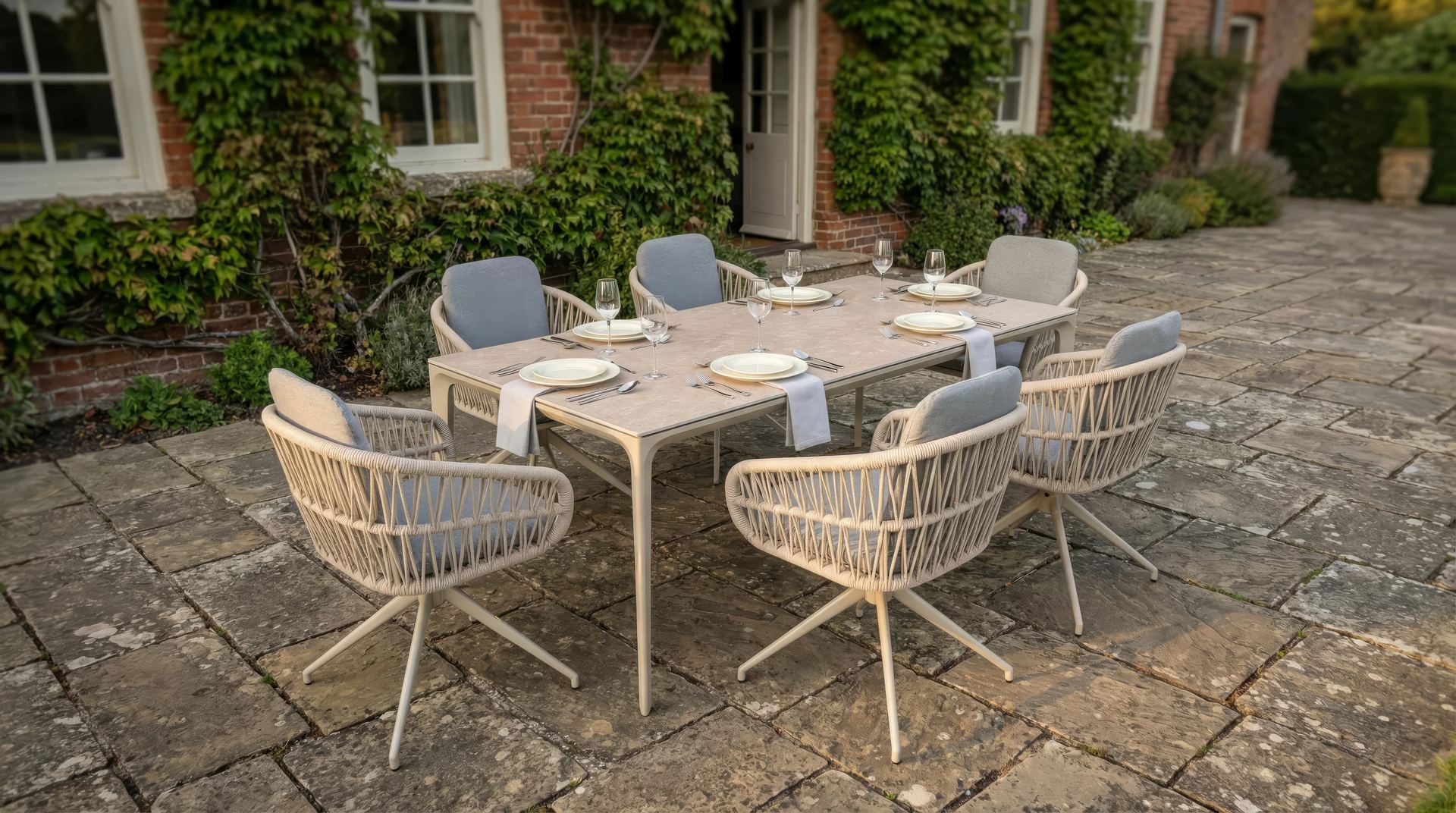 Esstisch Sahara hell