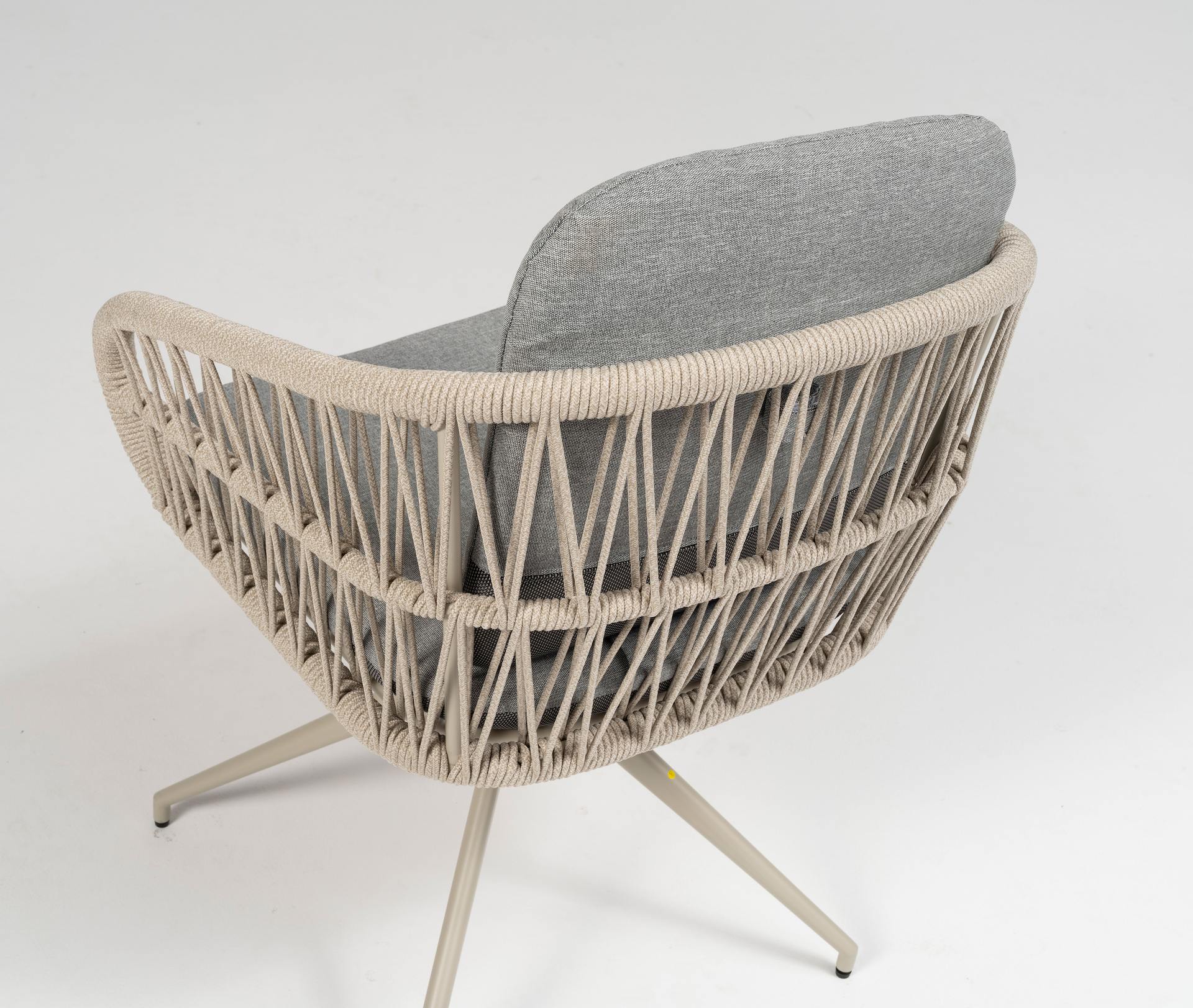 Sahara Armstuhl hell