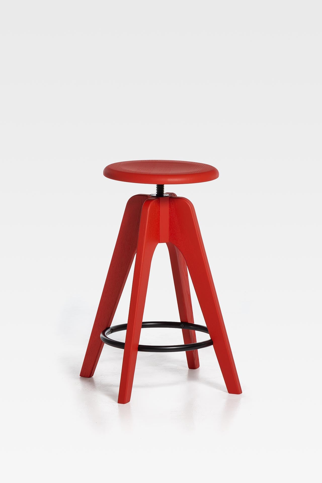 Finn bar stool