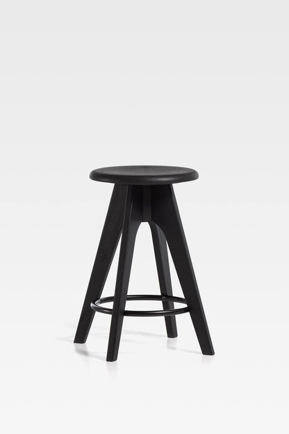 Finn bar stool