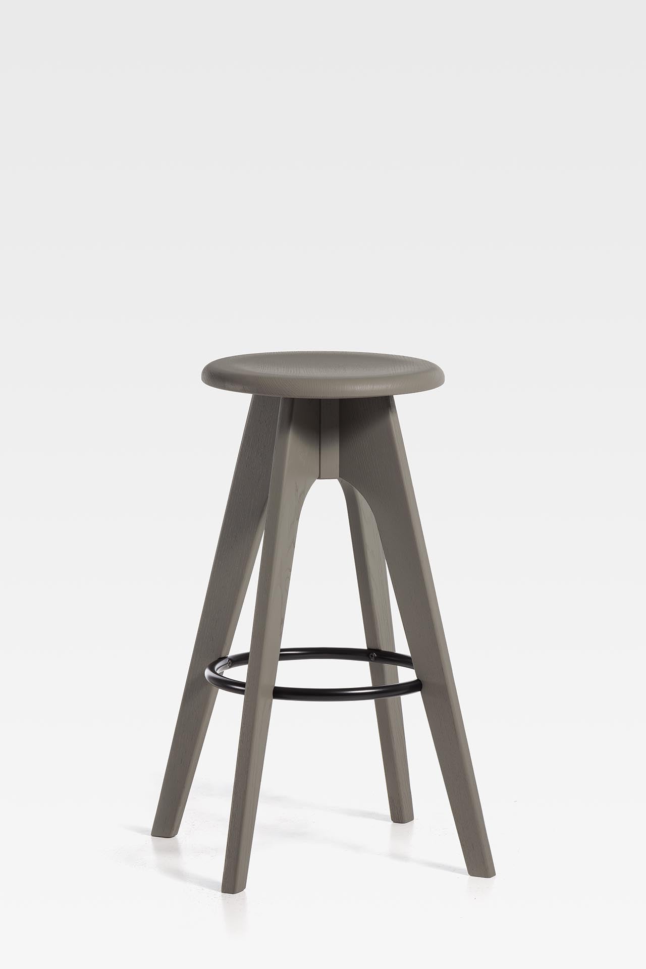 Finn bar stool